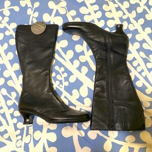 NWT La Canadienne black leather boots 8.5